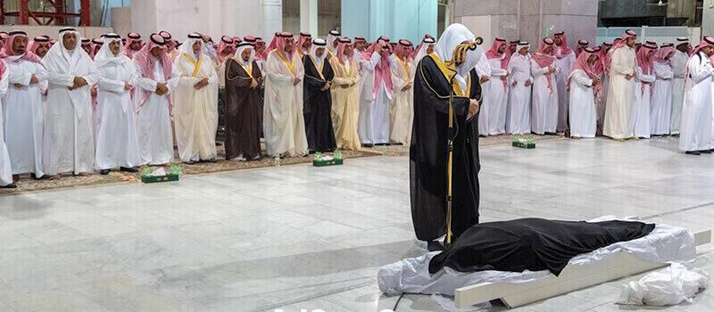 يقرأ الإمام في صلاة الجنازة دعاء الاستفتاح